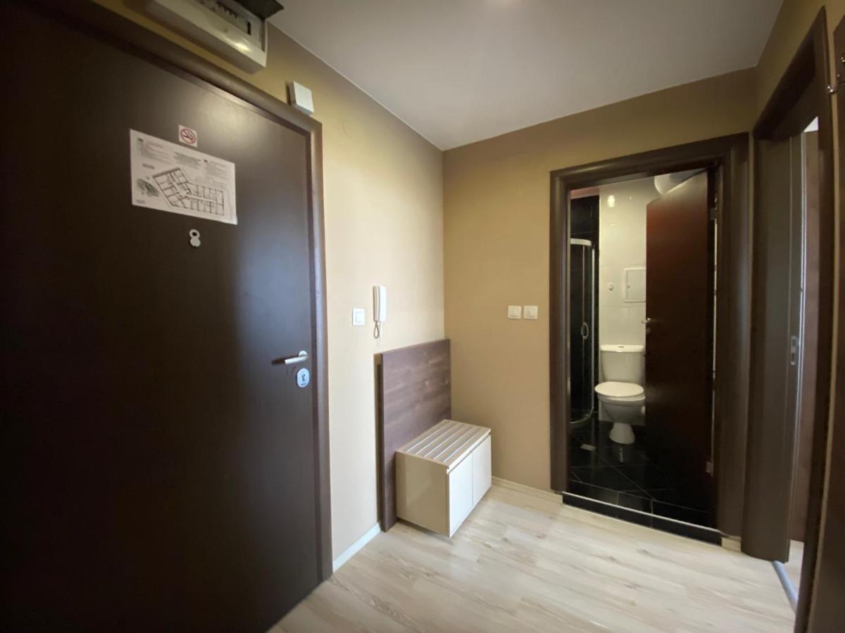 Apartment Paradiso 'b' 605 Private